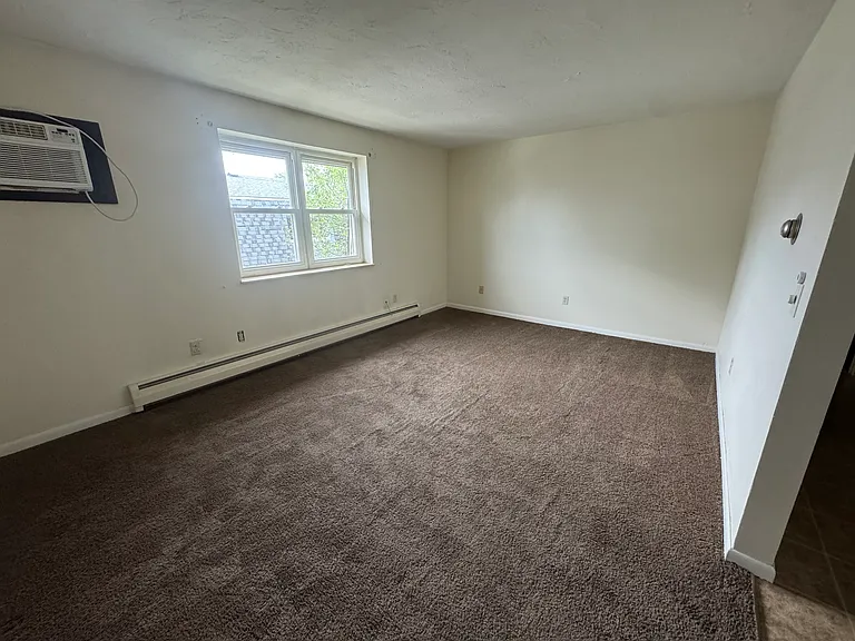 107 E Erie Ave #7 — Photo 8