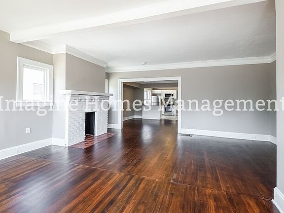 3rd image of 18822 Sloane Ave #1