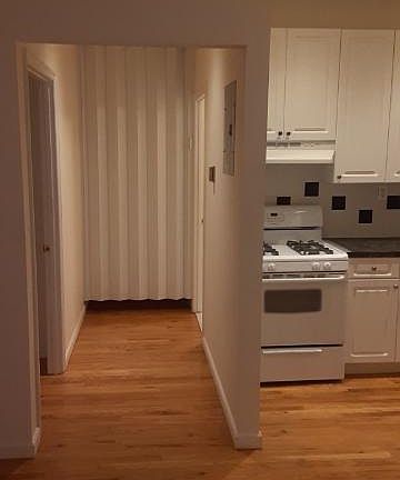 3rd image of 563 6th Ave APT 1