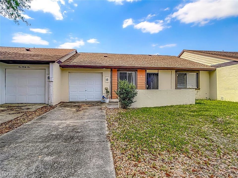 1st image of 137 Sand Pine Cir