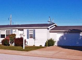 2884 S Ranchview Rd, Brookline, MO 65619