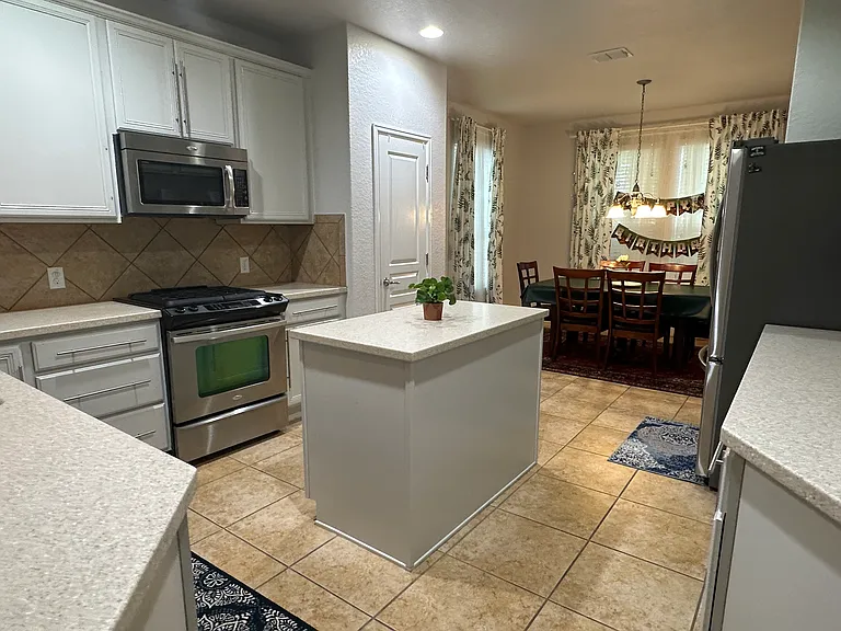 3414 Port Pl — Photo 6