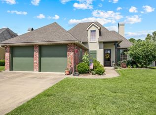 116 Cedar Hills Dr, Youngsville, LA 70592
