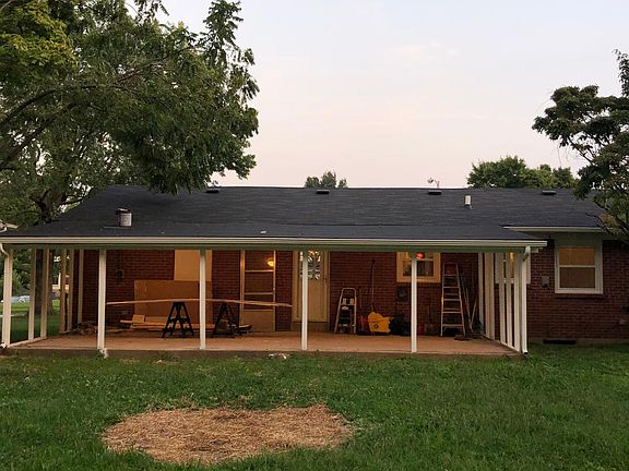 2nd image of 1133 Boxwood Dr