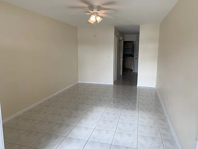 19080 NE 3rd Ct #306 — Photo 5