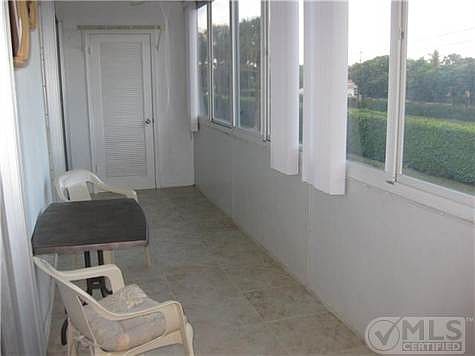 5th image of 2991 S Garden Dr #201