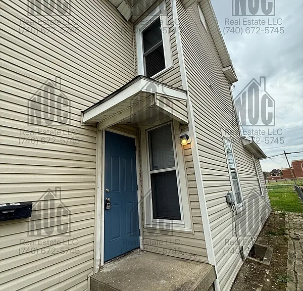 160 1/2 Lake St — Photo 11