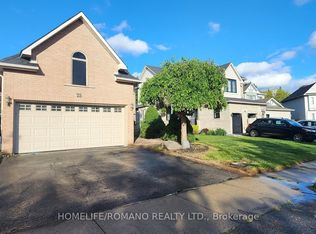 25 Bedell Cres, Whitby, ON L1R2N8