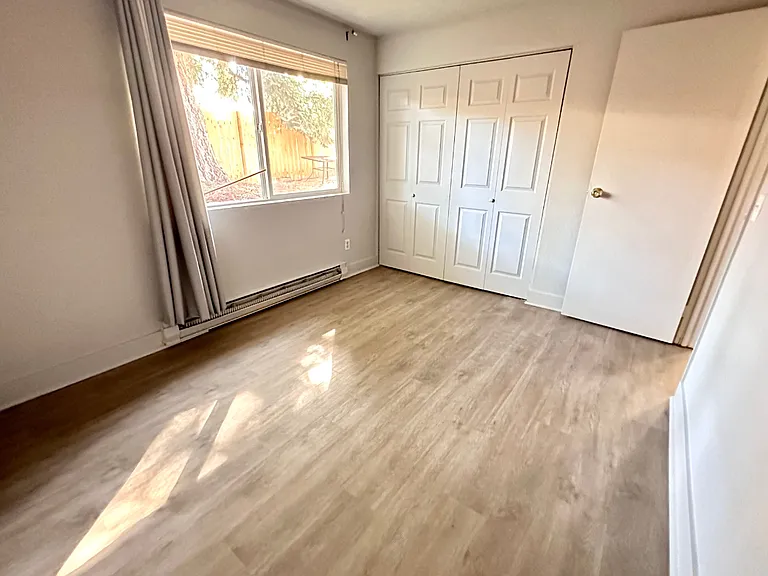 14507 NE 7th Pl #3 — Photo 10