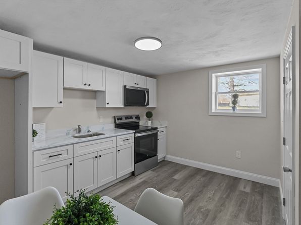 75 County Street 1, Seekonk, MA 02771