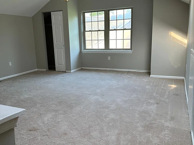 758 Shropshire Dr — Photo 38