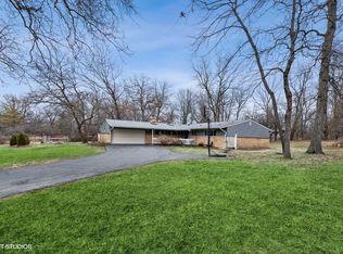 409 E Oakwood Dr, Barrington, IL