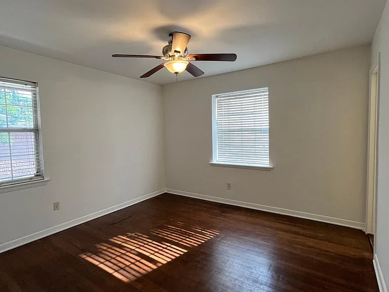 8936 Angleton Pl — Photo 9