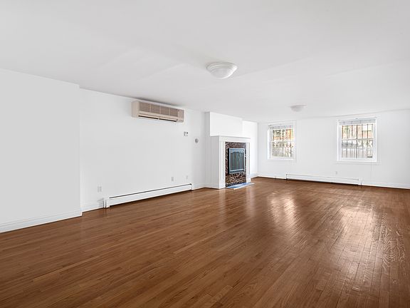 3rd image of 306 State St Floor 1