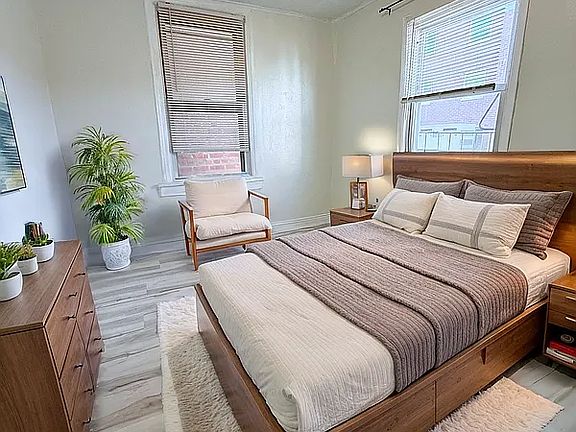 5th image of 30-16 32nd St #2C