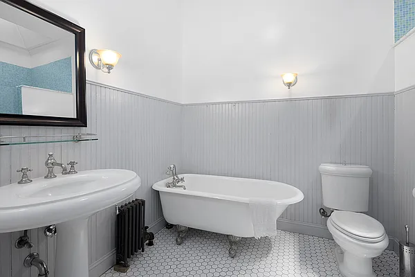 Rented by Compass | media 8