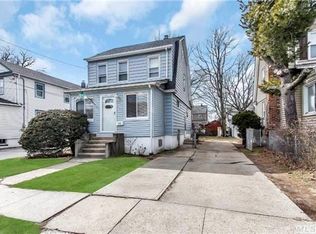 124 Derby St, Valley Stream, NY 11581