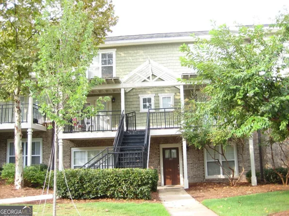 490 Barnett Shoals Rd APT 815, Athens, GA 30605