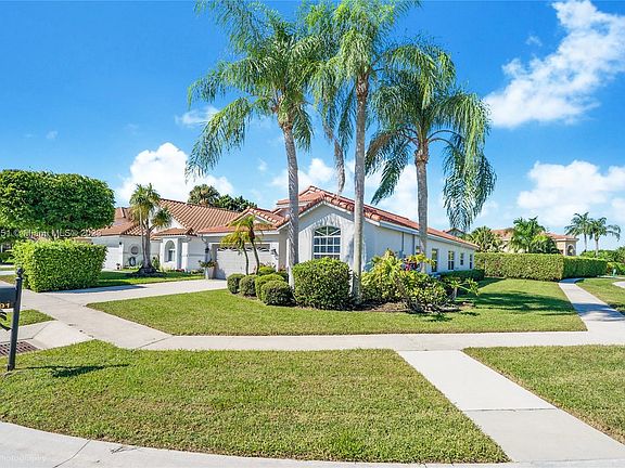 2nd image of 12391 Summer Springs Dr