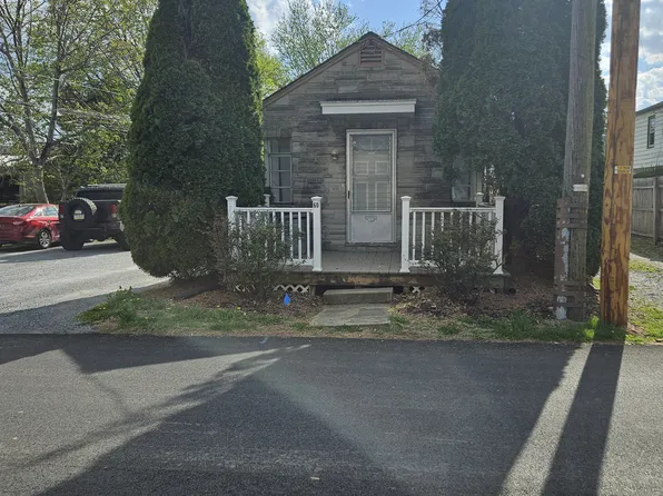 60 N Wolf St, Manheim, PA 17545