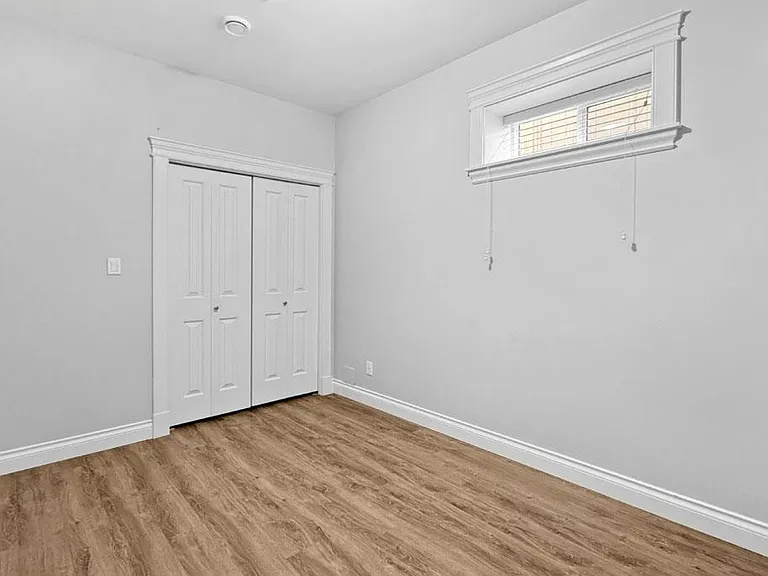 2765 E 54th Ave — Photo 12