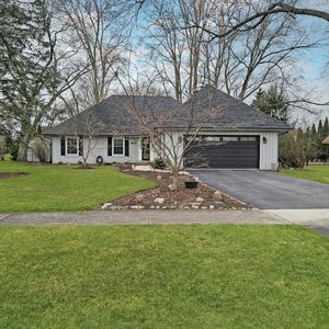 2S704 Cree Ln, Wheaton, IL, 60189