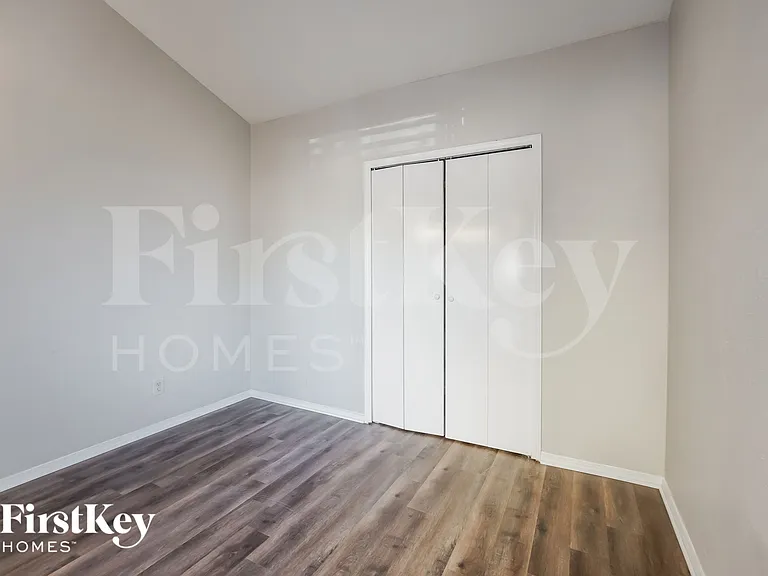 415 Justice Dr — Photo 11