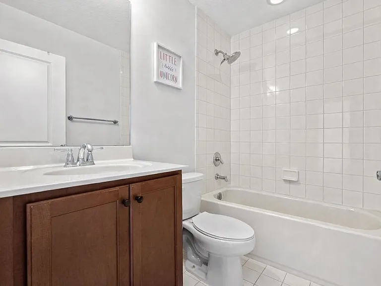 7221 Briella Dr — Photo 34