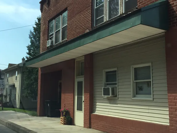 25 N Main St, Montgomery, PA