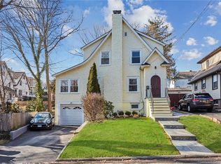75 Pleasant Ave, White Plains, NY 10605