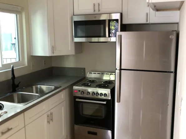 5651 Mildred St APT A, San Diego, CA 92110