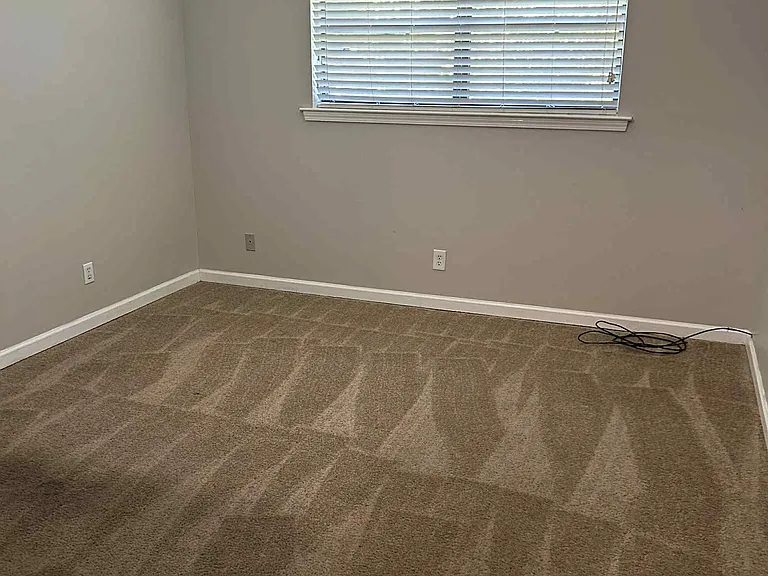 3305 Chase Ln NE #3305 — Photo 5