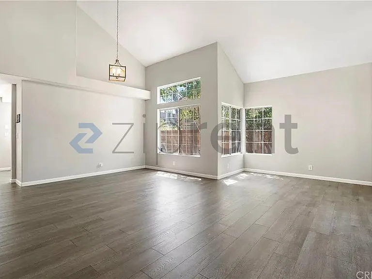 1802 Bradcliff Way — Photo 5