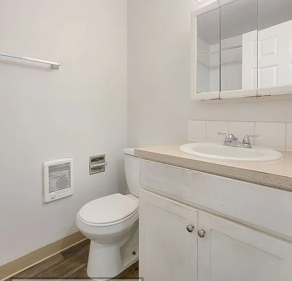 9555 SW Hall Blvd #12 — Photo 9