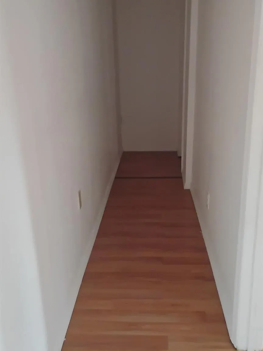 2 bed, 1.0 bath, 1000 sqft, $1,575 — Photo 4