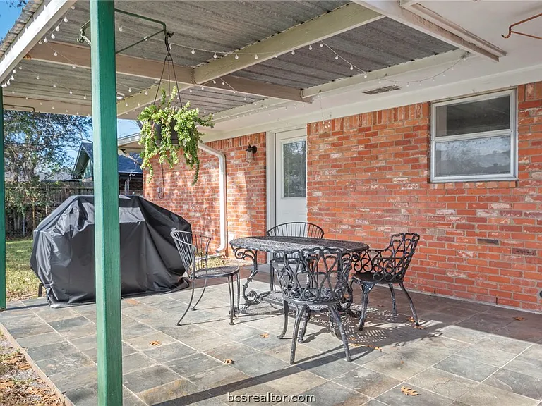 3514 Midwest Dr — Photo 15