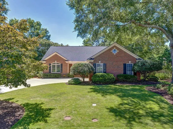 242 Woods Rd, Greer, SC 29650