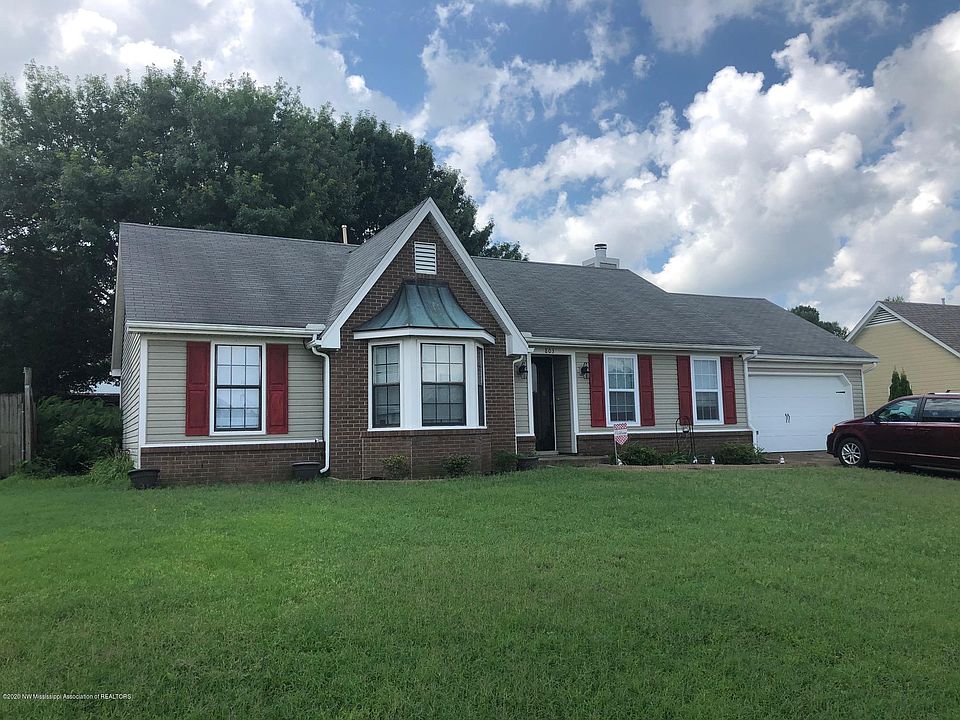 1st image of 803 Stowewood Dr