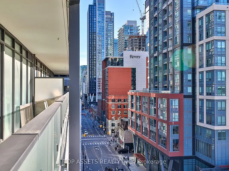 125 Peter St #602 — Photo 20