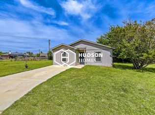 1920 Reef Ct, Azle, TX 76020