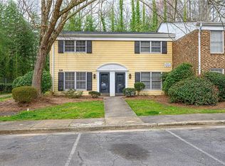2821 Bleeker Sq APT A, Winston Salem, NC 27106