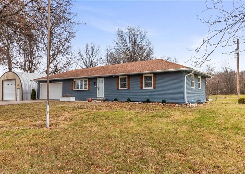 24307 S Rockhaven Rd, Peculiar, MO 64078 | Zillow