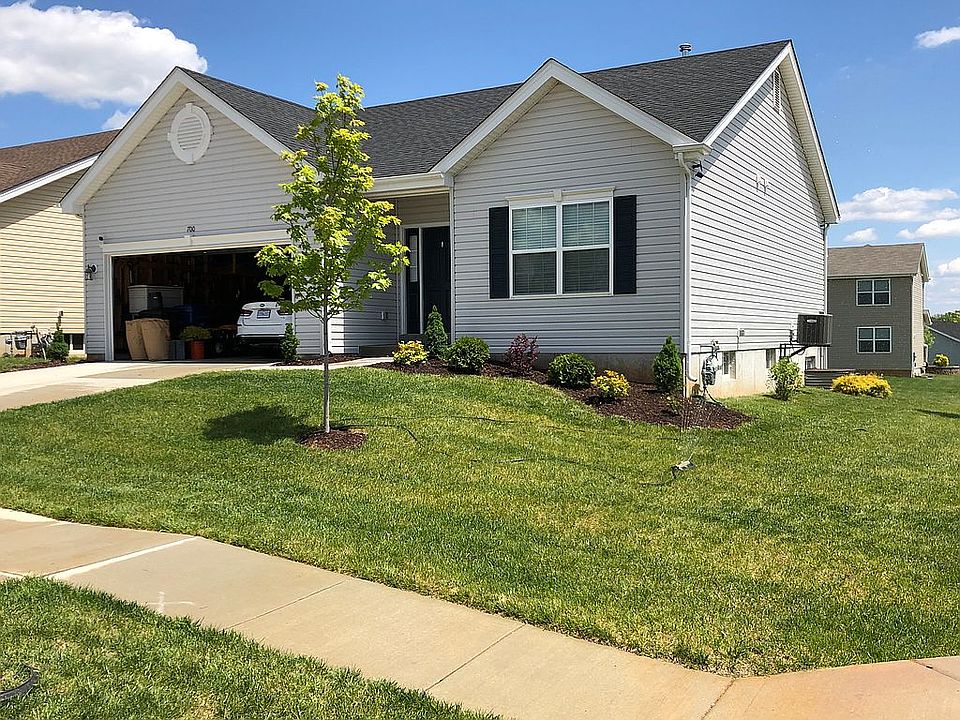 2nd image of 700 Saddle Ridge Rd