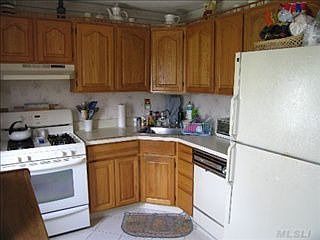 3rd image of 31 Dawson St