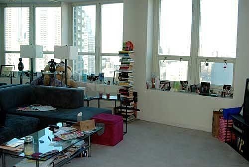 1st image of 345 N La Salle Dr APT 1802