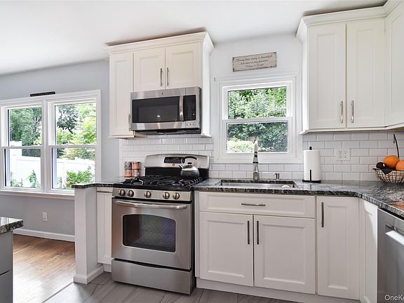 4th image of 119 Candlewood Drive