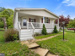 800 York Rd TRAILER 281, Dover, PA 17315