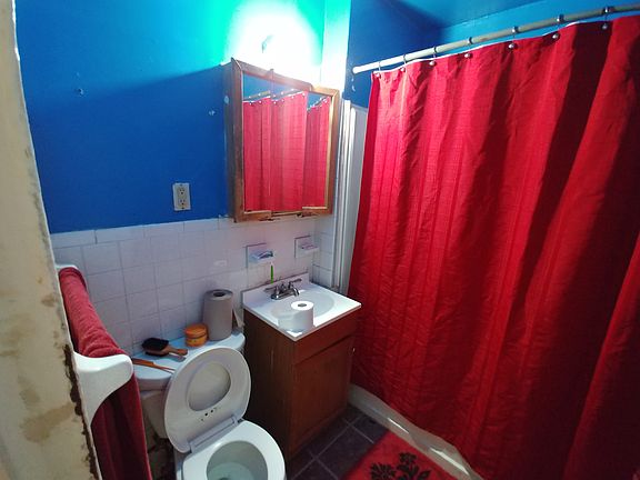 3rd image of 4473 Catalina Ave