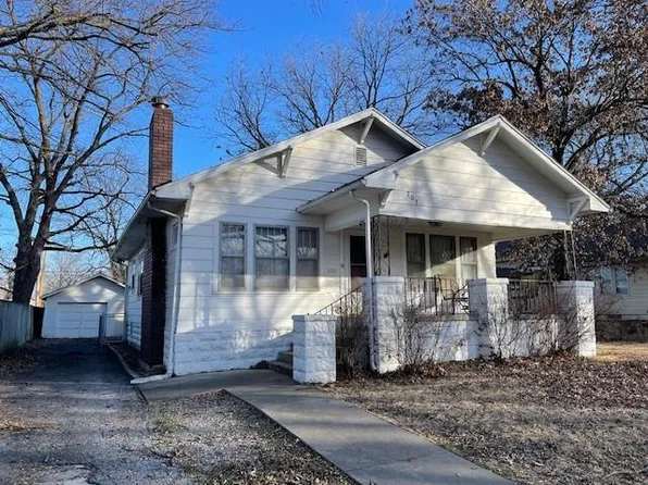 207 E Belleville St, Pittsburg, KS 66762
