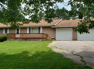 1540 N Coal Rd, Colchester, IL 62326